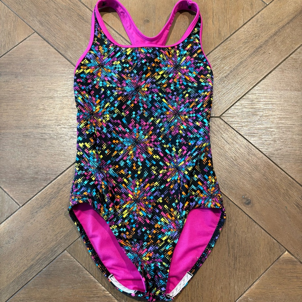 Speedo Big Girls Cross-Back One Piece Swimsuit Colorful Size 8